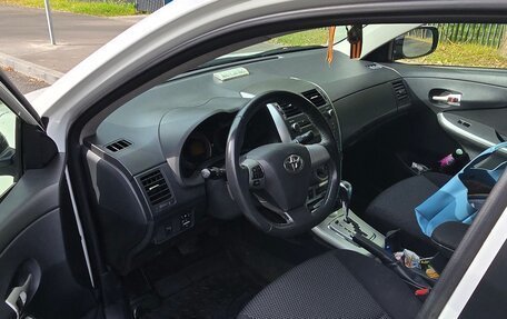 Toyota Corolla, 2011 год, 1 300 000 рублей, 8 фотография