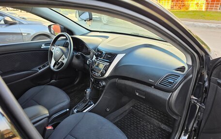 Hyundai Solaris II рестайлинг, 2015 год, 1 130 000 рублей, 8 фотография
