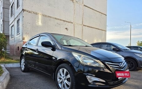 Hyundai Solaris II рестайлинг, 2015 год, 1 130 000 рублей, 2 фотография