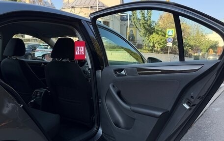 Volkswagen Jetta VI, 2015 год, 1 349 000 рублей, 11 фотография