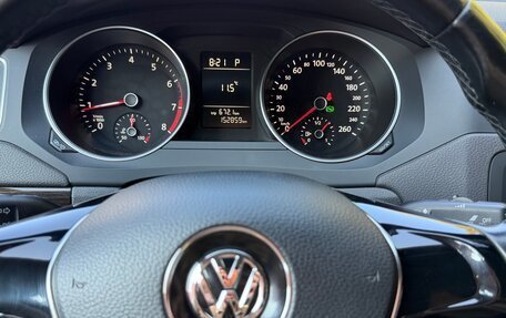 Volkswagen Jetta VI, 2015 год, 1 349 000 рублей, 18 фотография