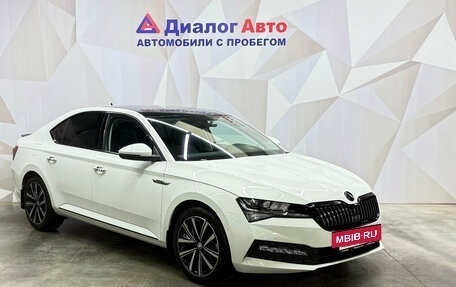 Skoda Superb III рестайлинг, 2024 год, 4 500 000 рублей, 3 фотография
