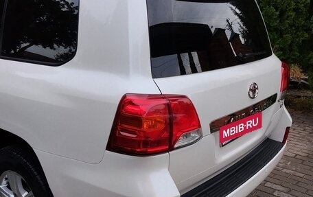 Toyota Land Cruiser 200, 2015 год, 3 900 000 рублей, 6 фотография