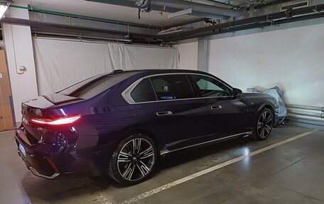 BMW 7 серия, 2022 год, 11 000 000 рублей, 6 фотография