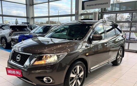 Nissan Pathfinder, 2014 год, 2 095 000 рублей, 3 фотография