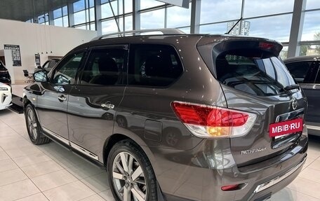 Nissan Pathfinder, 2014 год, 2 095 000 рублей, 4 фотография