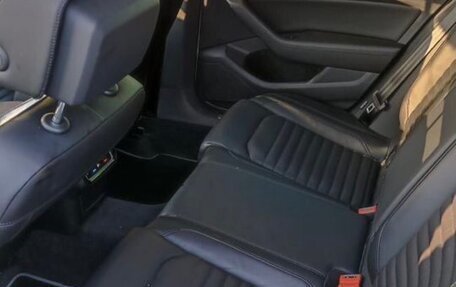 Volkswagen Passat B8 рестайлинг, 2016 год, 1 200 000 рублей, 11 фотография