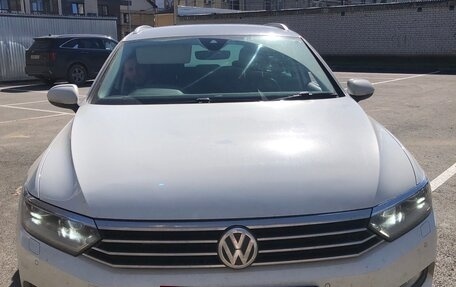 Volkswagen Passat B8 рестайлинг, 2016 год, 1 200 000 рублей, 16 фотография