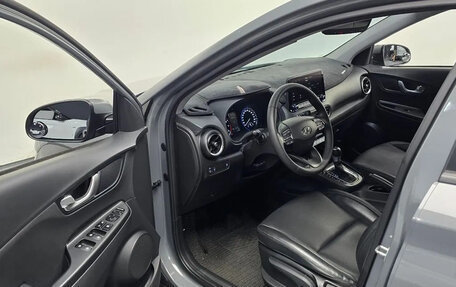 Hyundai Kona I, 2022 год, 1 900 000 рублей, 7 фотография