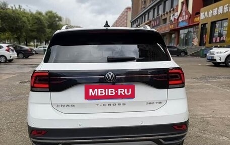 Volkswagen T-Cross I, 2022 год, 1 700 006 рублей, 5 фотография