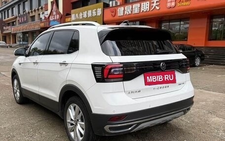 Volkswagen T-Cross I, 2022 год, 1 700 006 рублей, 4 фотография