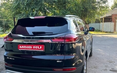 Geely Atlas, 2023 год, 2 180 000 рублей, 3 фотография
