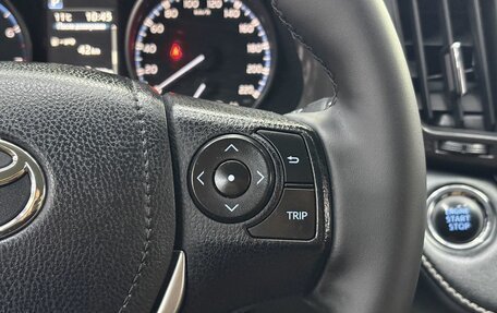 Toyota RAV4, 2018 год, 2 665 000 рублей, 21 фотография
