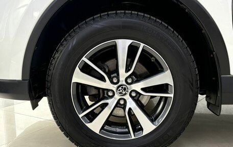 Toyota RAV4, 2018 год, 2 665 000 рублей, 36 фотография