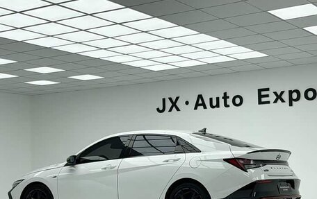 Hyundai Elantra, 2023 год, 1 310 000 рублей, 9 фотография