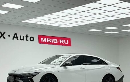 Hyundai Elantra, 2023 год, 1 310 000 рублей, 2 фотография
