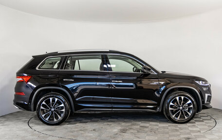 Skoda Kodiaq I, 2023 год, 4 399 000 рублей, 4 фотография