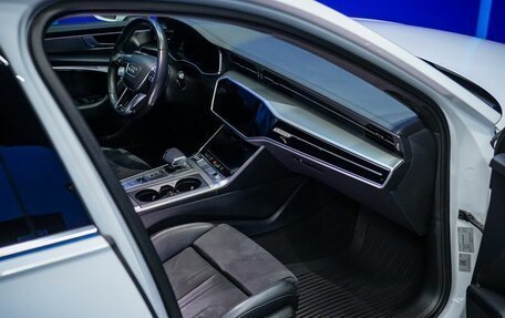 Audi A6, 2021 год, 4 500 000 рублей, 13 фотография