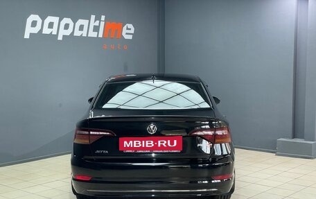Volkswagen Jetta VII, 2018 год, 1 650 000 рублей, 2 фотография