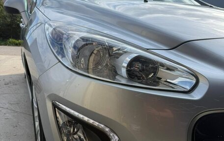 Peugeot 308 II, 2011 год, 700 000 рублей, 7 фотография