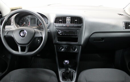 Volkswagen Polo VI (EU Market), 2017 год, 1 217 000 рублей, 9 фотография