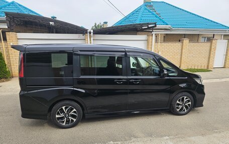 Honda Stepwgn IV, 2020 год, 2 470 000 рублей, 5 фотография