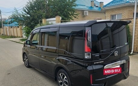 Honda Stepwgn IV, 2020 год, 2 470 000 рублей, 8 фотография