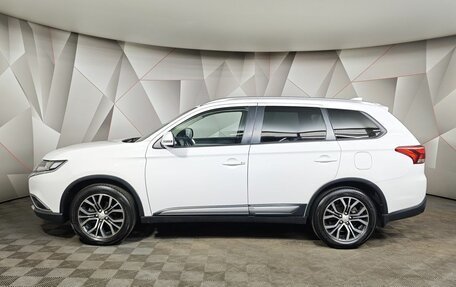 Mitsubishi Outlander III рестайлинг 3, 2018 год, 2 390 000 рублей, 5 фотография