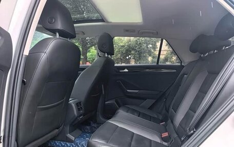 Volkswagen T-Roc I, 2022 год, 1 775 026 рублей, 9 фотография