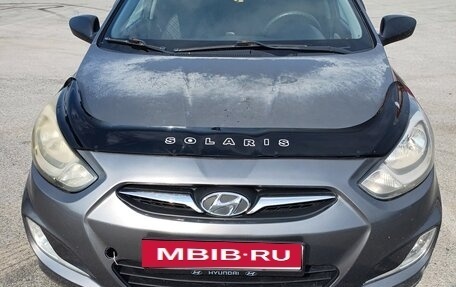 Hyundai Solaris II рестайлинг, 2011 год, 620 000 рублей, 4 фотография