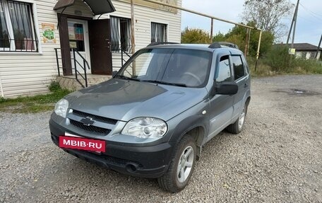 Chevrolet Niva I рестайлинг, 2011 год, 450 000 рублей, 5 фотография