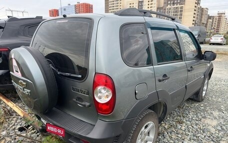 Chevrolet Niva I рестайлинг, 2011 год, 450 000 рублей, 3 фотография