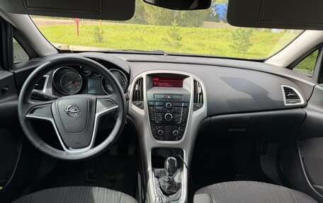 Opel Astra J, 2012 год, 650 000 рублей, 9 фотография