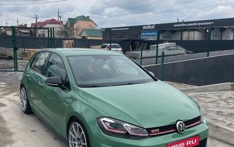 Volkswagen Golf GTI VII, 2019 год, 2 650 000 рублей, 1 фотография