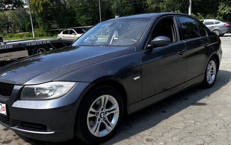 BMW 3 серия, 2005 год, 720 000 рублей, 2 фотография