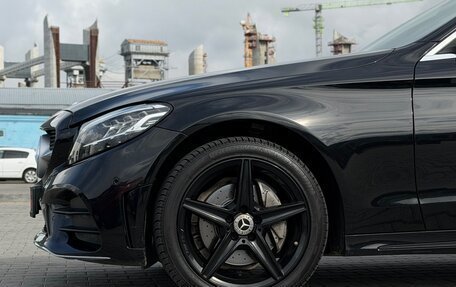Mercedes-Benz C-Класс, 2018 год, 2 750 000 рублей, 29 фотография