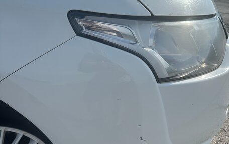 Mitsubishi Outlander III рестайлинг 3, 2013 год, 1 200 000 рублей, 10 фотография