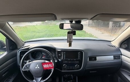 Mitsubishi Outlander III рестайлинг 3, 2012 год, 1 320 000 рублей, 5 фотография