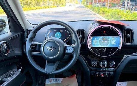 MINI Countryman II (F60), 2023 год, 1 730 000 рублей, 9 фотография