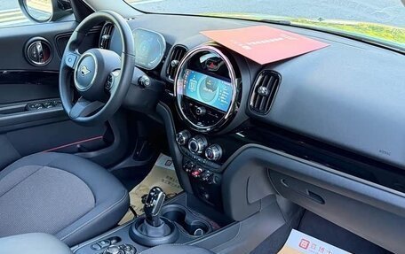 MINI Countryman II (F60), 2023 год, 1 730 000 рублей, 16 фотография