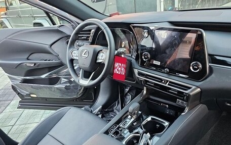 Lexus RX IV рестайлинг, 2025 год, 7 290 000 рублей, 12 фотография