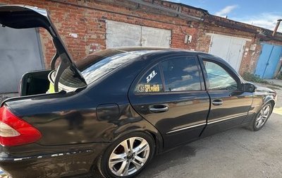 Mercedes-Benz E-Класс, 2002 год, 700 000 рублей, 1 фотография