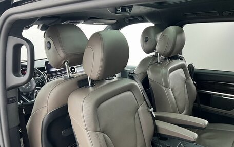 Mercedes-Benz V-Класс, 2019 год, 4 790 000 рублей, 15 фотография