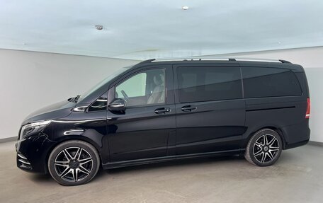 Mercedes-Benz V-Класс, 2019 год, 4 790 000 рублей, 5 фотография