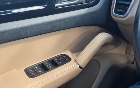 Porsche Cayenne III, 2021 год, 8 300 000 рублей, 12 фотография