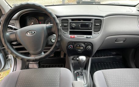 KIA Rio II, 2007 год, 385 000 рублей, 8 фотография