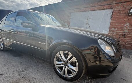 Mercedes-Benz E-Класс, 2002 год, 700 000 рублей, 2 фотография
