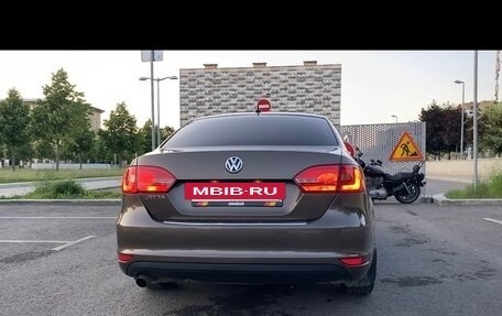 Volkswagen Jetta VI, 2012 год, 1 050 000 рублей, 6 фотография