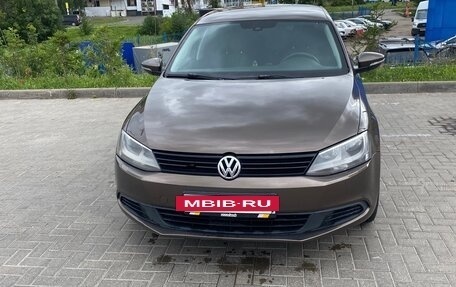 Volkswagen Jetta VI, 2012 год, 1 050 000 рублей, 8 фотография