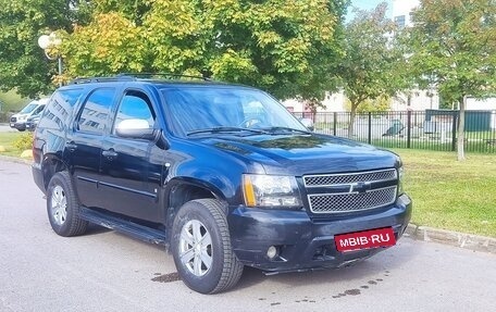 Chevrolet Tahoe III, 2008 год, 1 300 000 рублей, 2 фотография